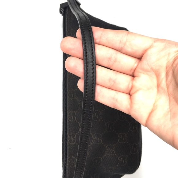 Authentic Gucci brown monogram small baguette bag - Picture 8 of 16